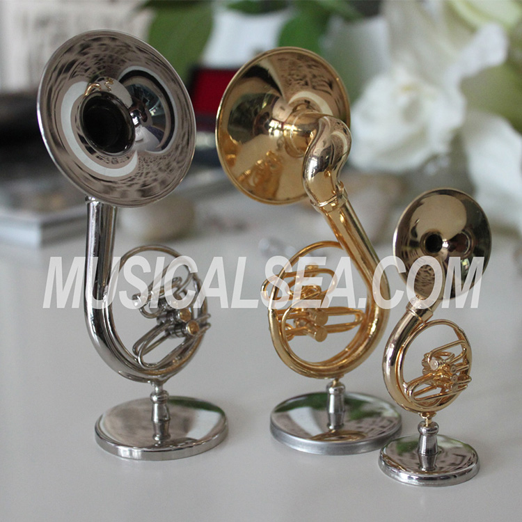 metal miniature musical instrument